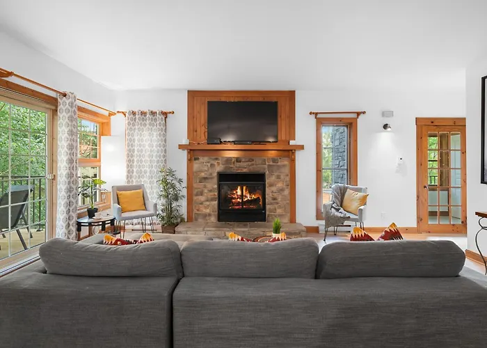 Les Falaises Tremblant 2BR Condo by Suite Spot