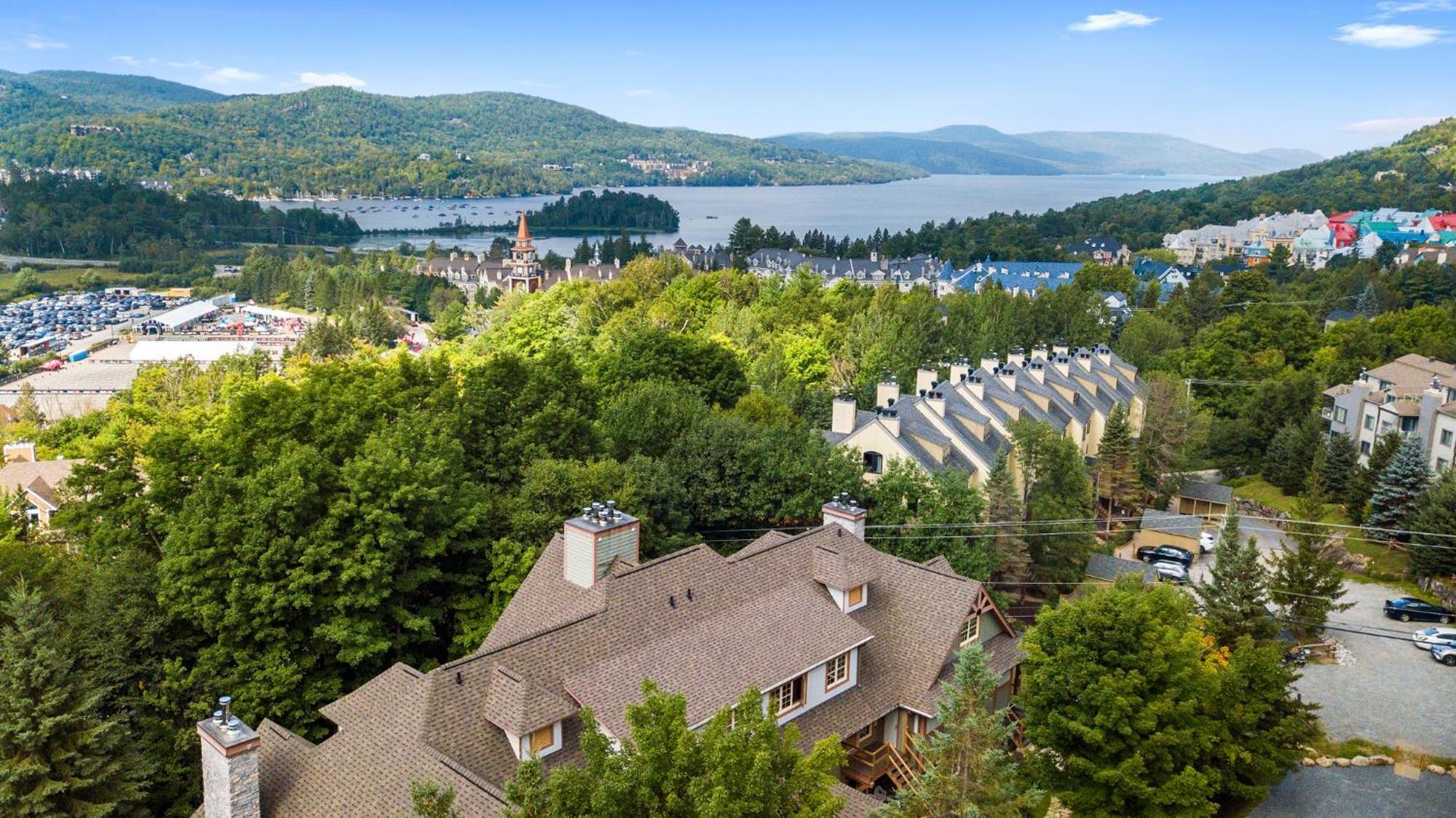 Les Falaises Tremblant - Inout W2bdrs Hébergement de vacances *