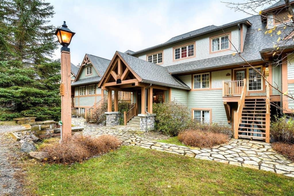 Les Falaises Tremblant - Inout W2bdrs Hébergement de vacances